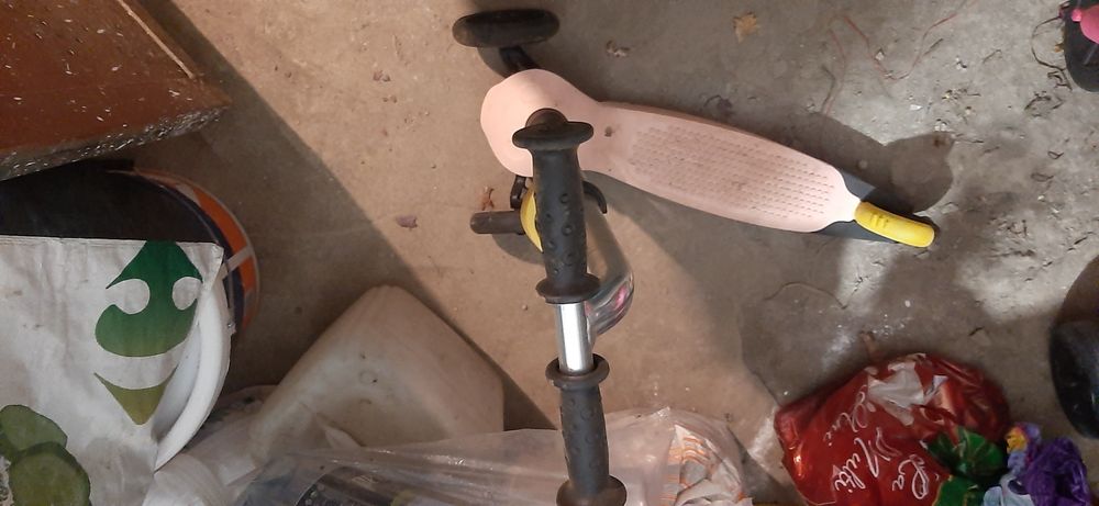 Pachet trotineta,motocicleta, bicicleta fara pedale plus skate bord