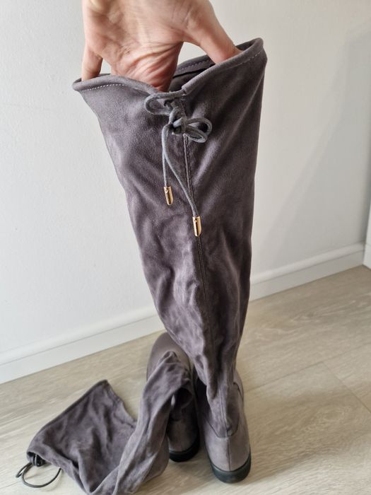 Cizme gri nr 38 CCC