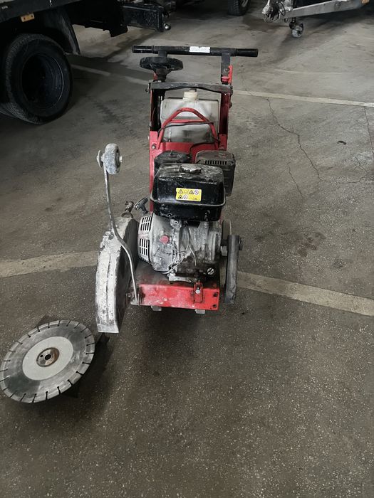 Masina de taiat BETON  HUSQVARNA FS 400 LV