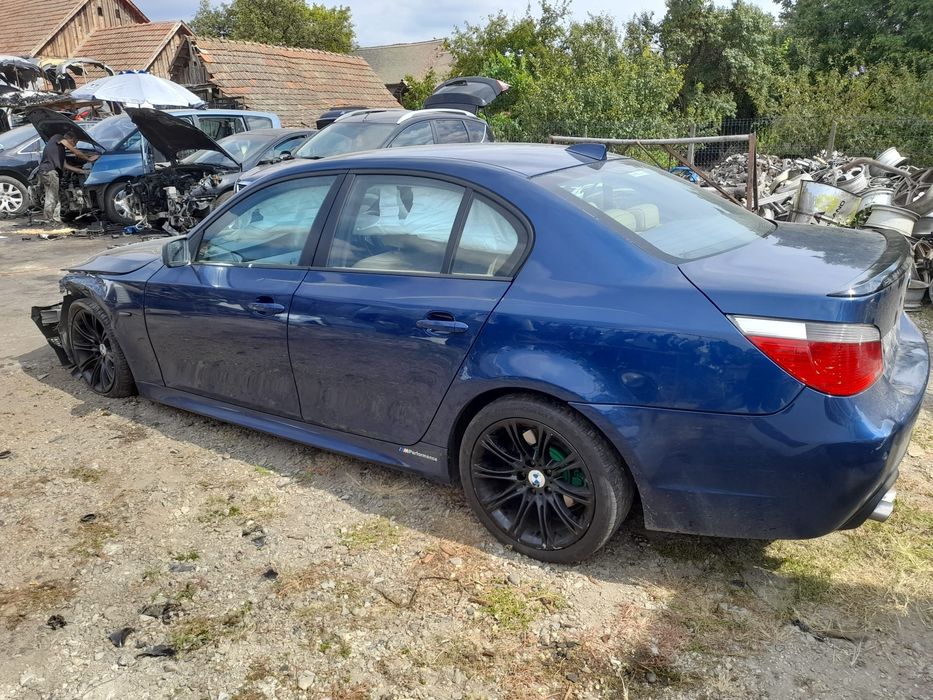 Usa/Usi stanga/dreapta BMW Seria 5 E60