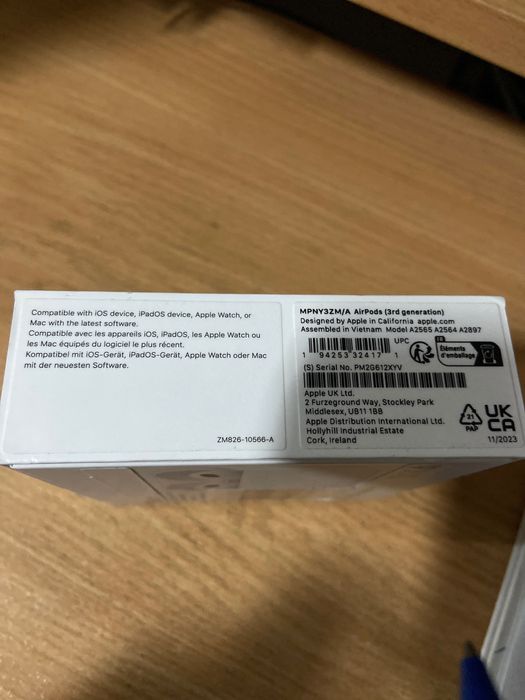 Слушалки AirPods 3