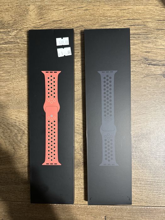 Apple Watch Nike 7, GPS, Midnight aluminium 41mm Limited edition