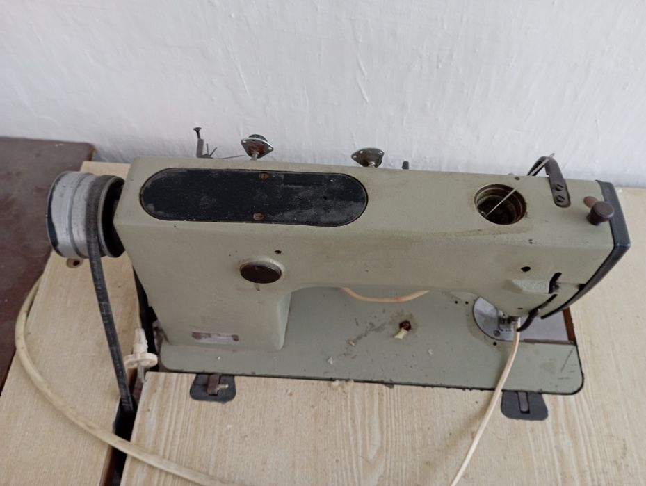 Tikuv moshina kafolati bilan