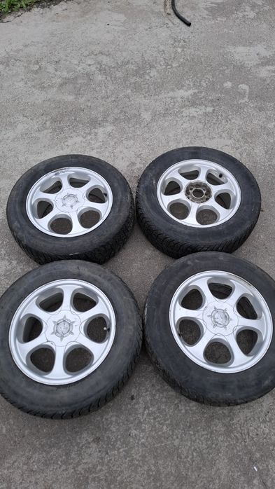 Продам диски с резиной R16