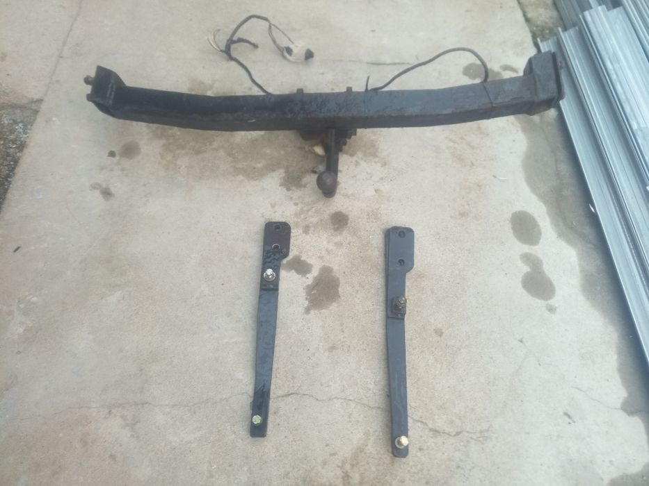 Теглич за Рено Сценик 2