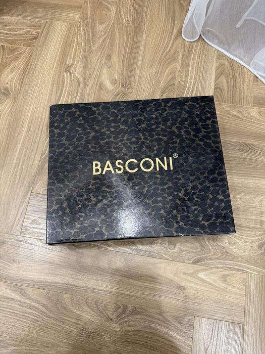 Продам сапоги BASCONI