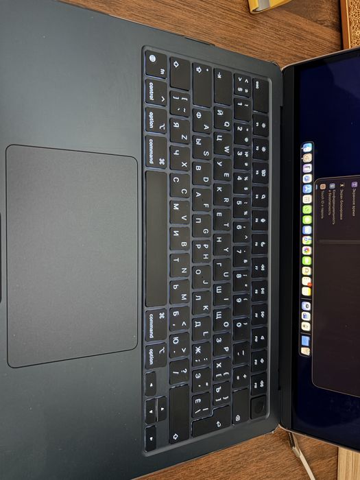 Macbook air m2 16/256