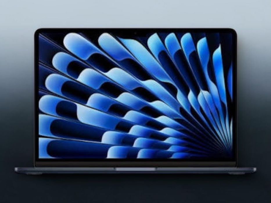 НОВ! Apple MacBook Air 13" M5 16RAM 512SSD Silver / Midnight / Starlight / Sky Blue Гаранция! — миниатюра 2