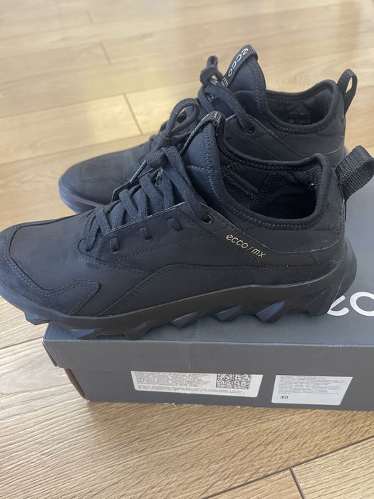 Кроссовки Экко 38р