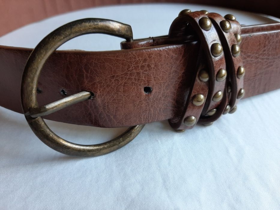 Стилни и елегантни дамски колани