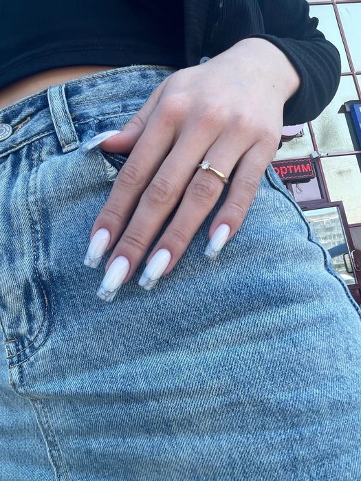 Маникюр и педикюр