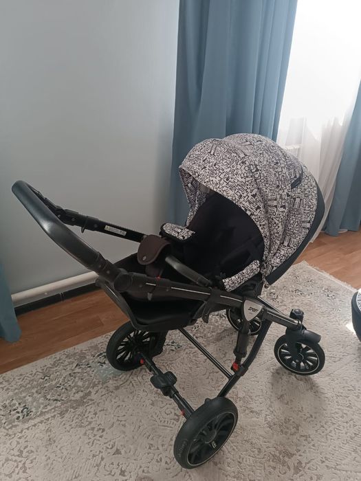 Коляска детская б/у