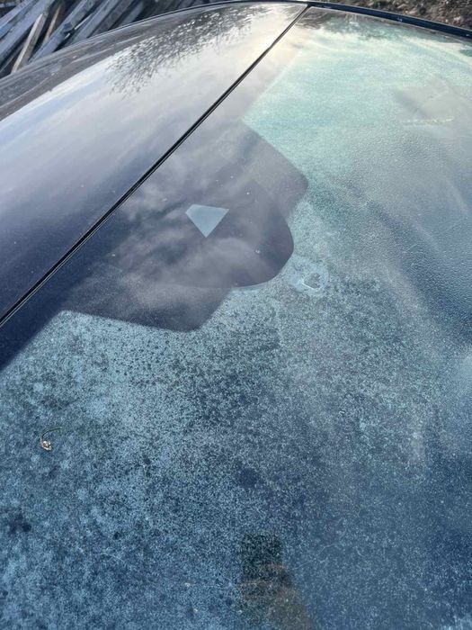 Преден прозорец за Skoda Scala 2020год с камерс за следене на линия