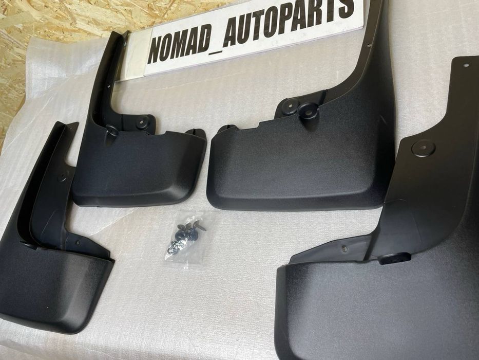 Брызговики на 4Runner 10-22(without fender)