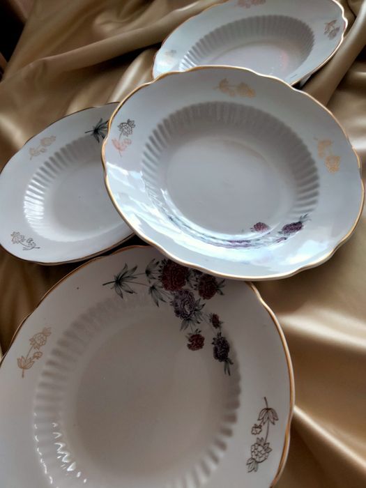 Тарелки фарфоровые, глубокие. СССР