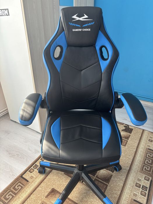 Vând scaun de gaming!