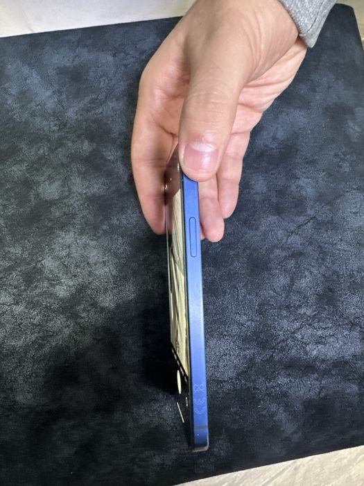 Iphone 12 sotiladi srochno