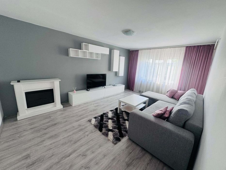 Inchiriez Apartament 2 comere decomandat
