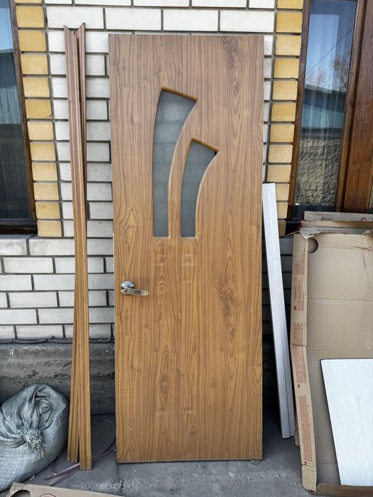 Продам дверь межкомнатный