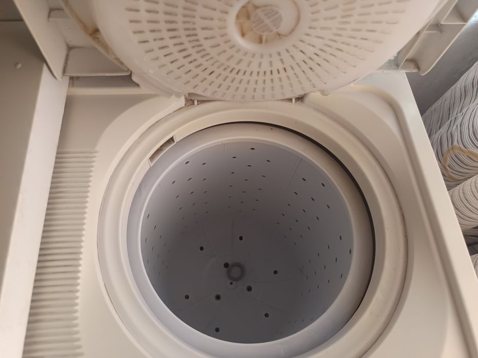 Продам стиральную машину 10 кг