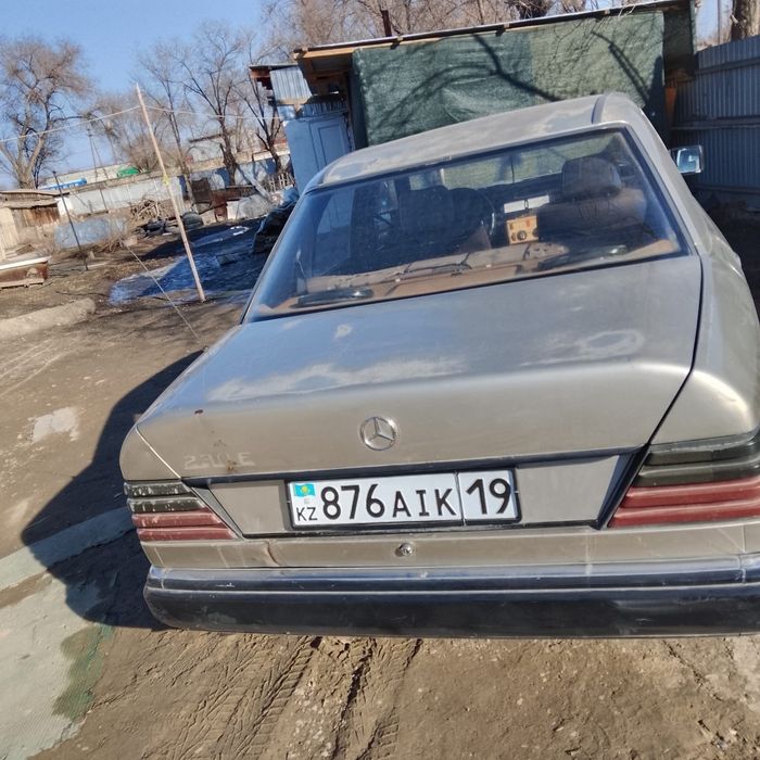 Mercedes Benz E 230 продам машину