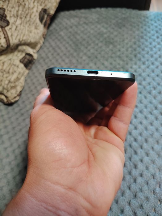 Vând HUAWEI nova 11i
