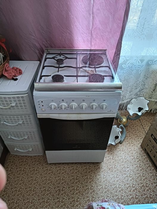 Электрогазова плита