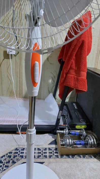 Вентилятор напольный поворотный