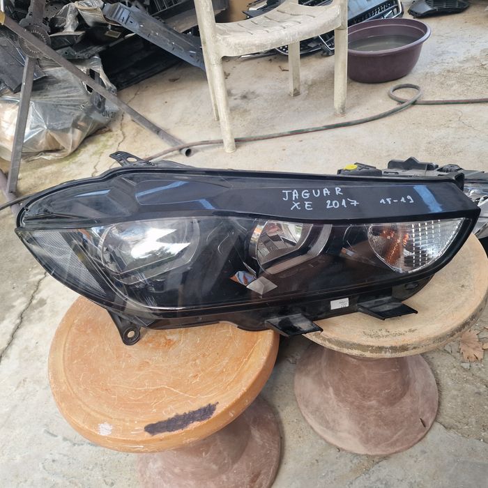 Jaguar XE 2017 десен фар 15-19