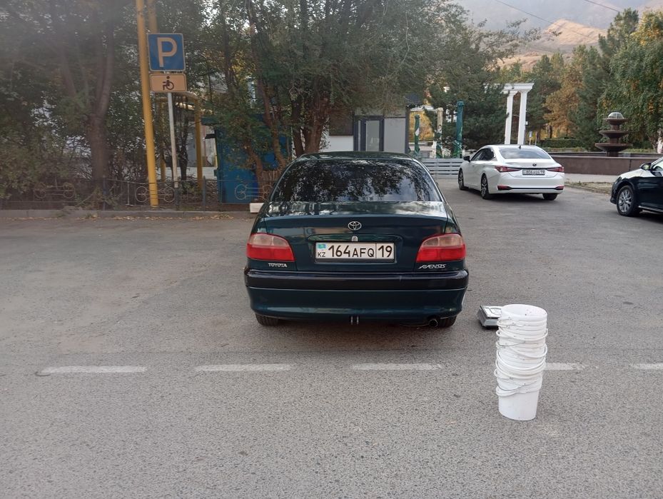 Продам Тойота авенсис