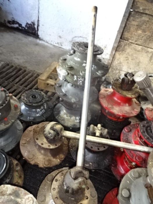 Dezmembrez tractoare Case 5120