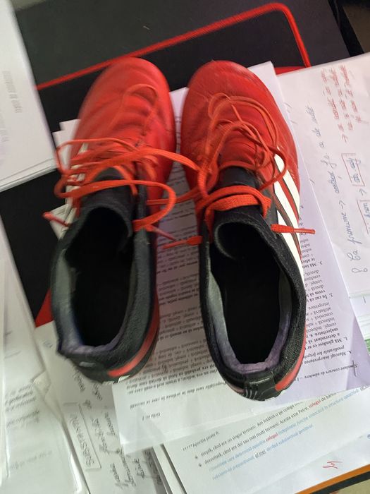 Crampoane iarba Adidas