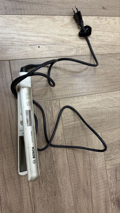 Выпрямитель для волос Bosh