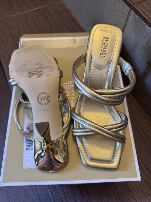 Papuci/pantofi /sandale Michael Kors piele masura 36