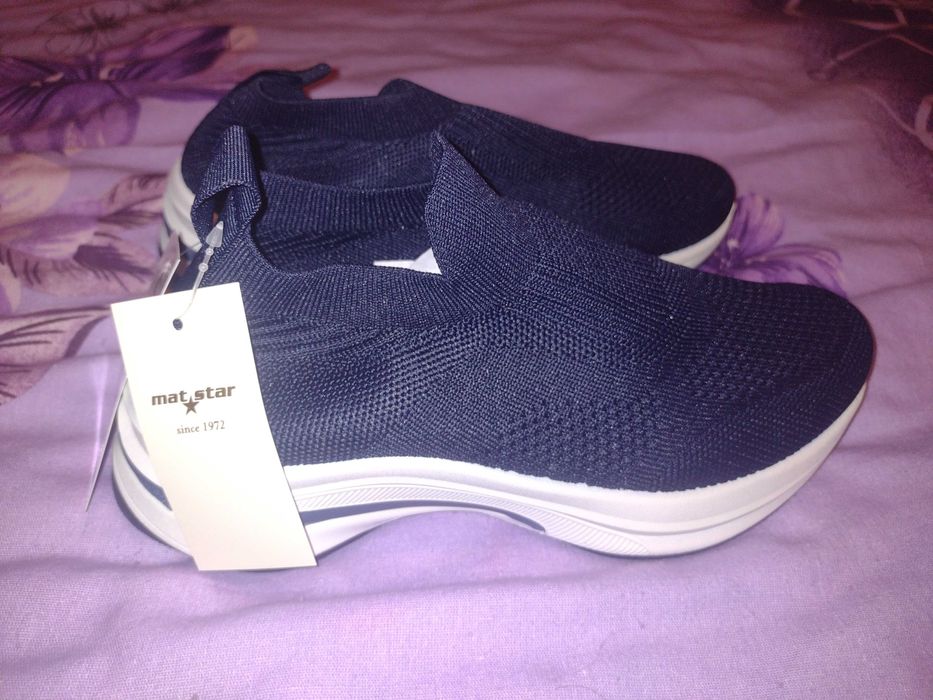 Нови дамски маратонки 39 номер