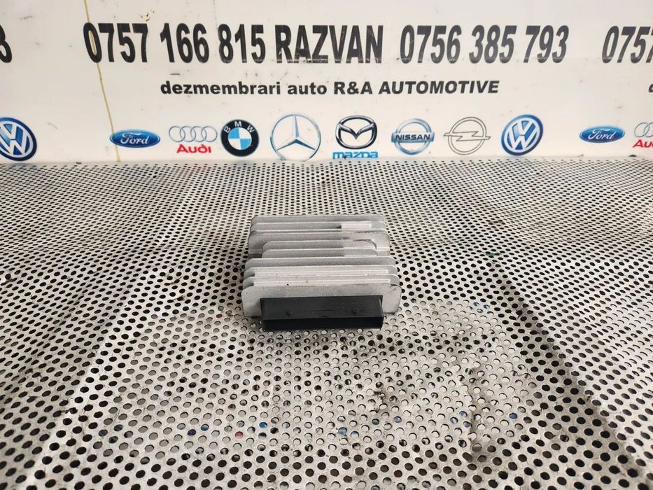 Amplificator Harman Kardon Mercedes Cla W117 Dezmembrez Mercedes Cla W117 Motor 2.2 CDI Euro 5 Motor 651 - Dezmembrari Arad