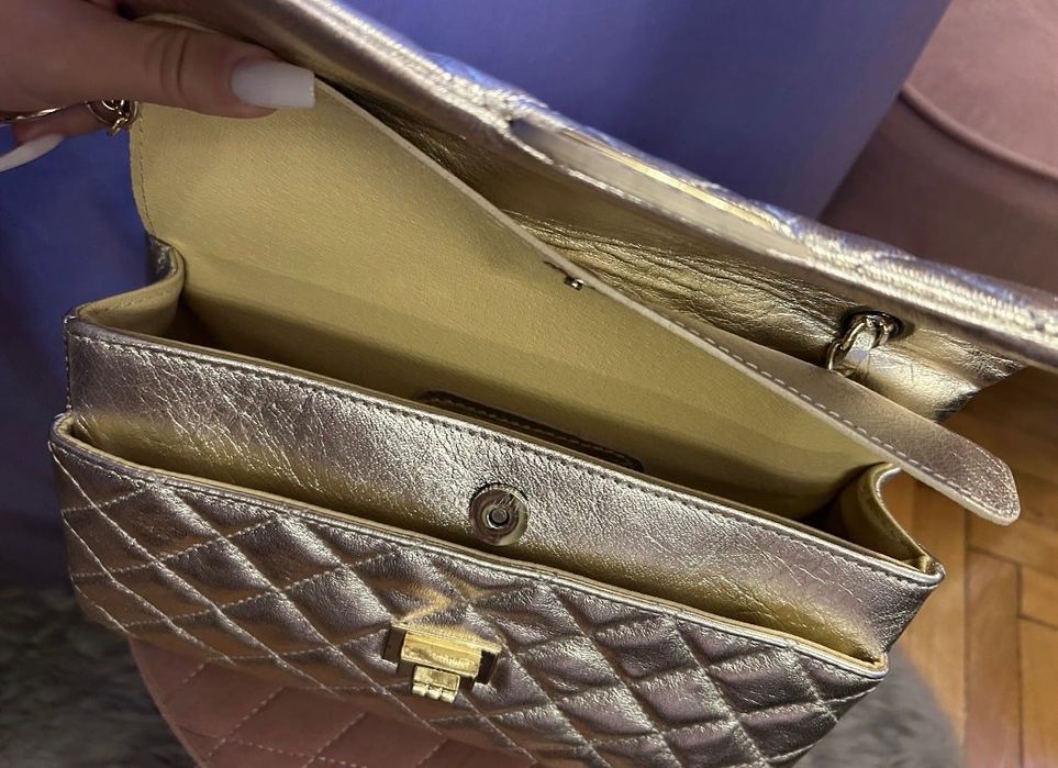 Geanta aurie deosebita piele naturala noua