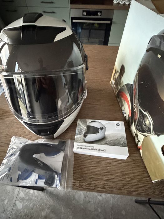 BMW Steet X каска