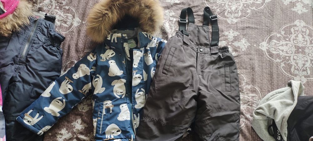 Зимние комбинезоны