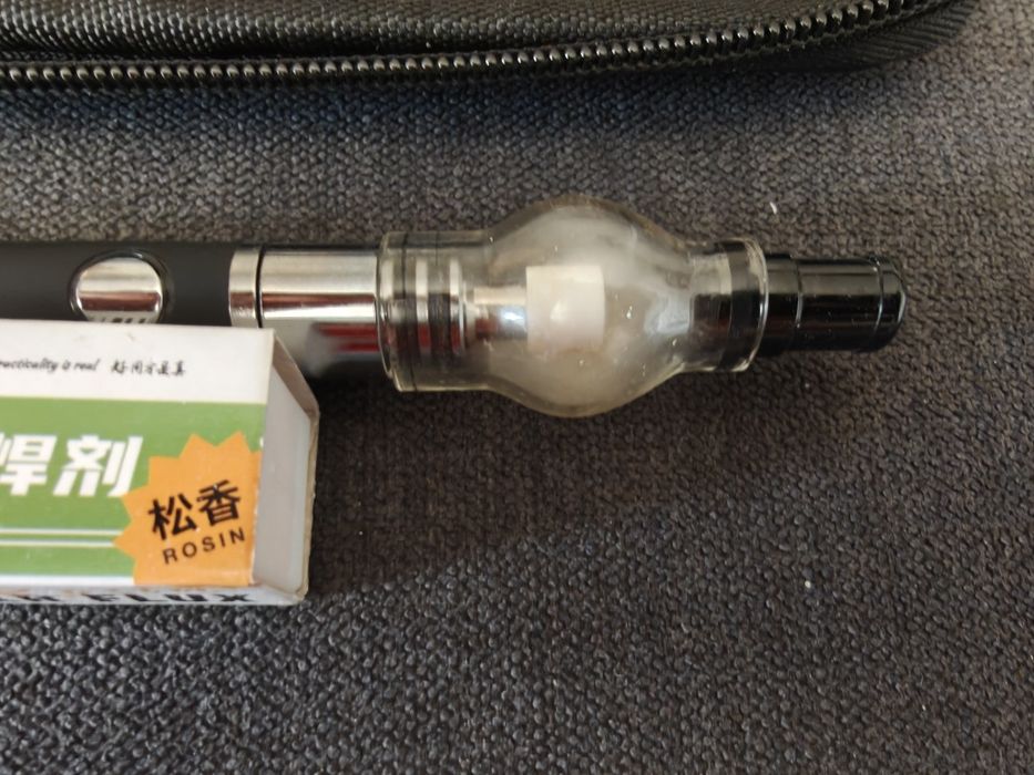 Detector scurt circuit de pe placi de baza cu rasina