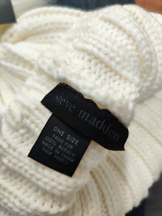 Căciulă damă Steve Madden