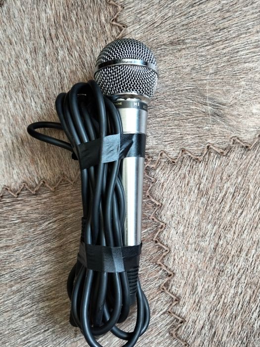 Продам микрофон для пения караоки