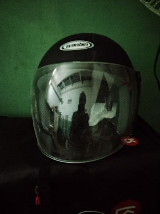 Продам каска для мопеда
