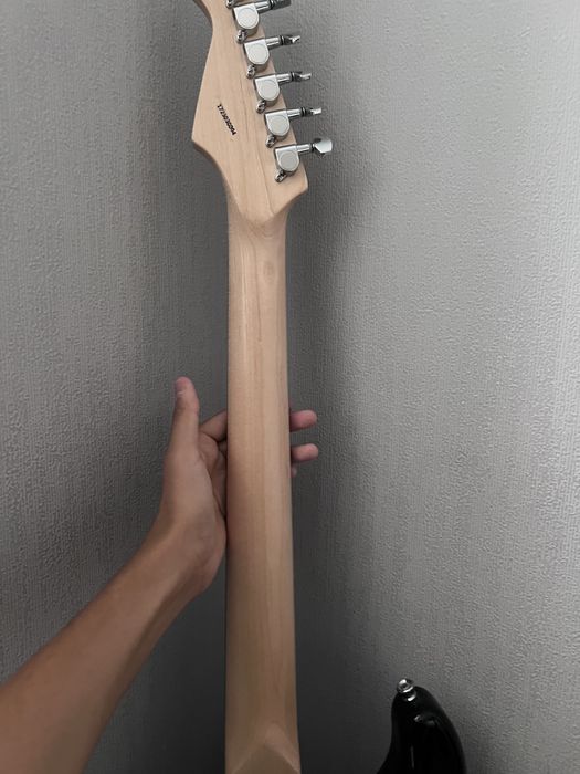 Электрогитара Aria