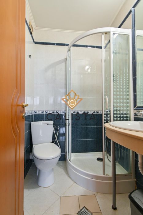 Тристаен апартамент под наем в ж.к. Витоша, 2136342