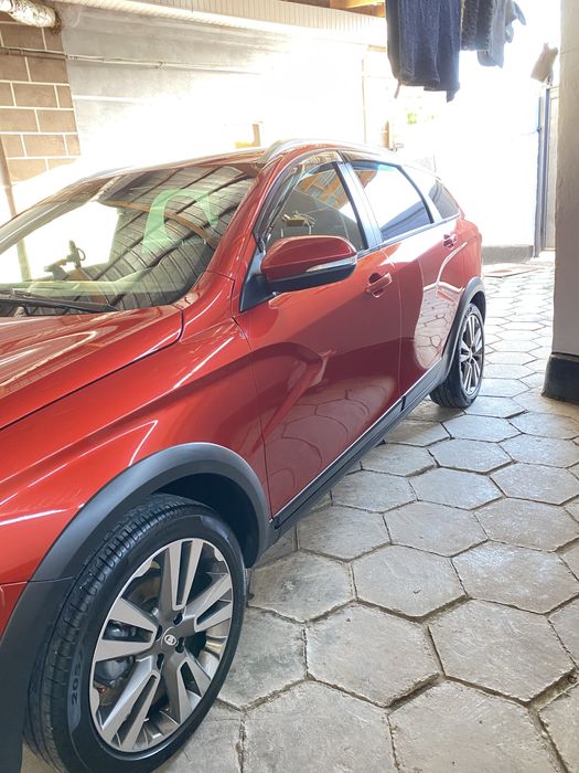 Lada Vesta Sw Cross продам