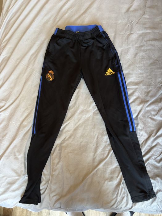 Nike/adiddas дрехи