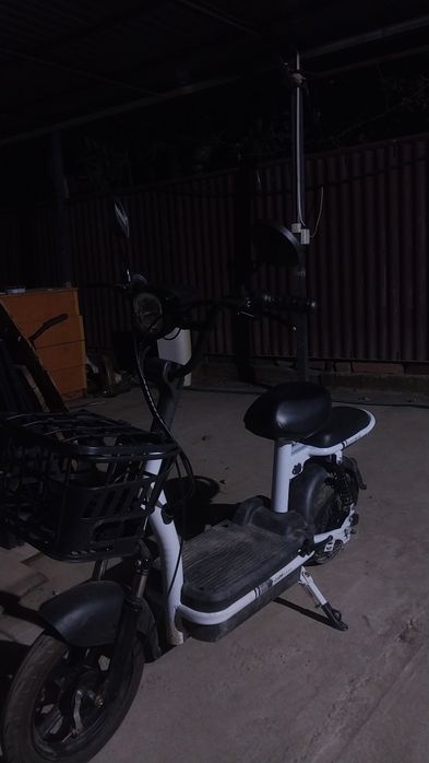 Скутер новый 60000