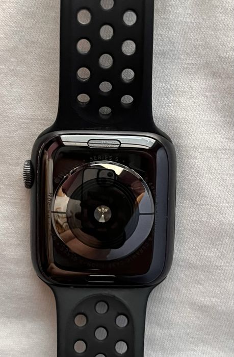 Часовник Apple watch 5та серия