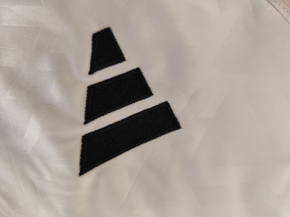 Продавам фланелка ADIDAS на Германия